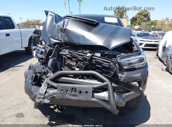 3TYDZ5BN9NT016736 2022 TOYOTA TACOMA Gray Vista del cuadro de instrumentos