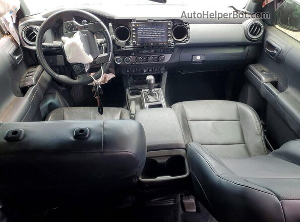3TYDZ5BNXPT028204 2023 TOYOTA TACOMA Зеленый Вид панели приборов