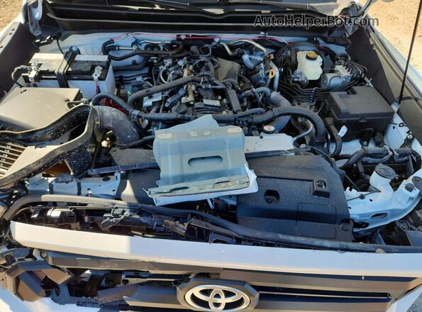 3TYJBAFNXST019361 2025 TOYOTA TACOMA White უკანა სალონის ხედი