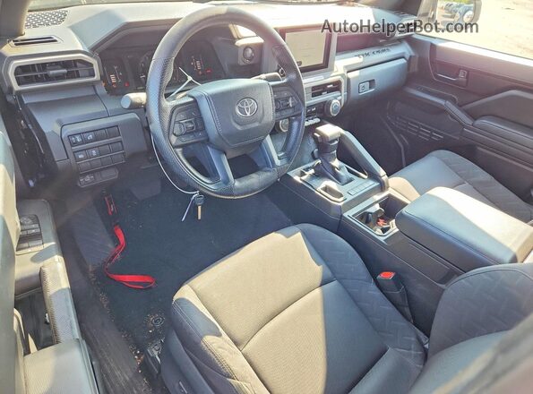 3TYJDAHN1RT012249 2024 TOYOTA TACOMA White Widok deski rozdzielczej