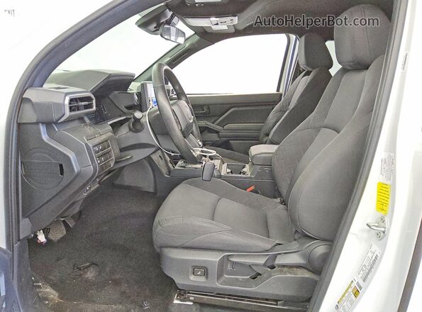 3TYJDAHN5RT007605 2024 TOYOTA TACOMA White Սալոնի դիմացի տեսք