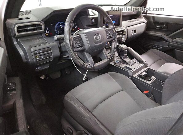 3TYJDAHN5RT007605 2024 TOYOTA TACOMA White Առջևի վահանակի տեսք