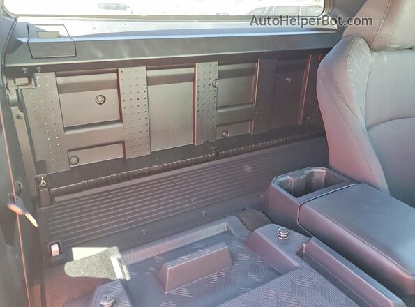 3TYJDAHN7TT046073 2026 TOYOTA TACOMA White უკანა სავარძლების ხედი