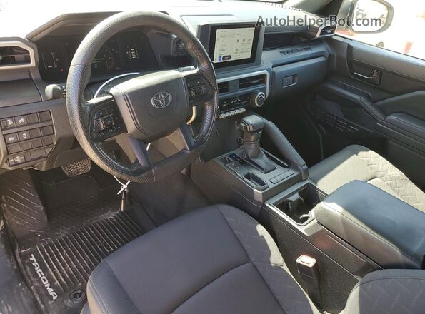 3TYJDAHN9RT008031 2024 TOYOTA TACOMA White Vista del salpicadero