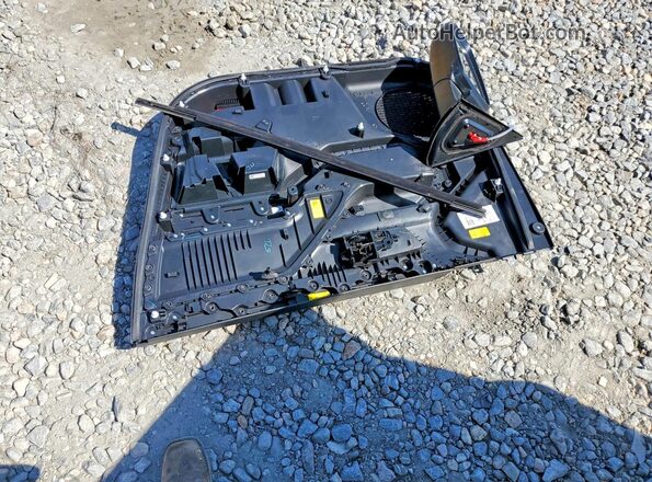 3TYJDAHN9ST024655 2025 TOYOTA TACOMA White Engine compartment view
