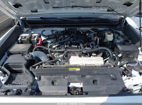 3TYJDAHNXST025636 2025 TOYOTA TACOMA White Vista interior delantera