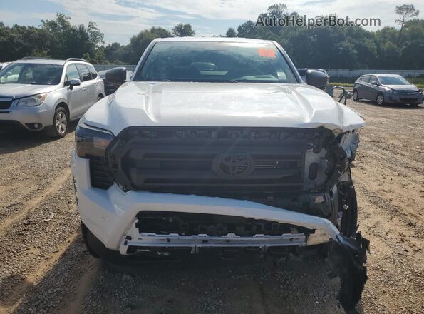 3TYJDAKN7RT005556 2024 TOYOTA TACOMA Белый Вид спереди