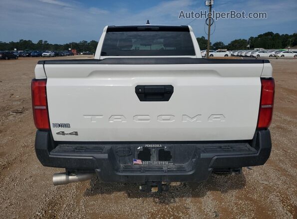 3TYJDAKN7RT005556 2024 TOYOTA TACOMA Белый Вид сзади