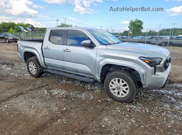 3TYKB5FN3RT011205 2024 TOYOTA TACOMA Silver Front right