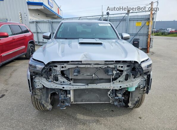 3TYKB5FN5RT002313 2024 TOYOTA TACOMA Серебряный Вид задних сидений