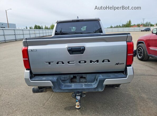 3TYKB5FN5RT002313 2024 TOYOTA TACOMA Серебряный Вид задней части салона