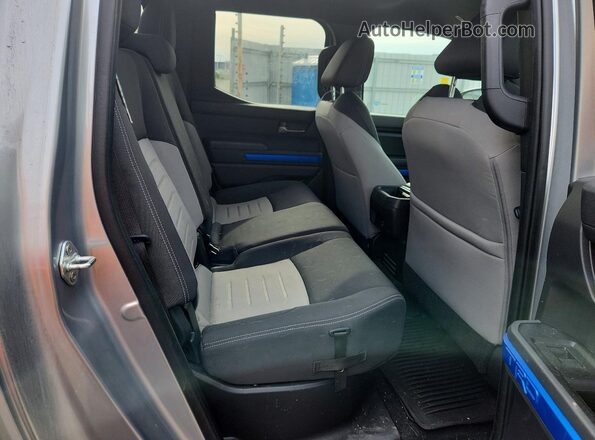 3TYKB5FN5RT002313 2024 TOYOTA TACOMA Серебряный 