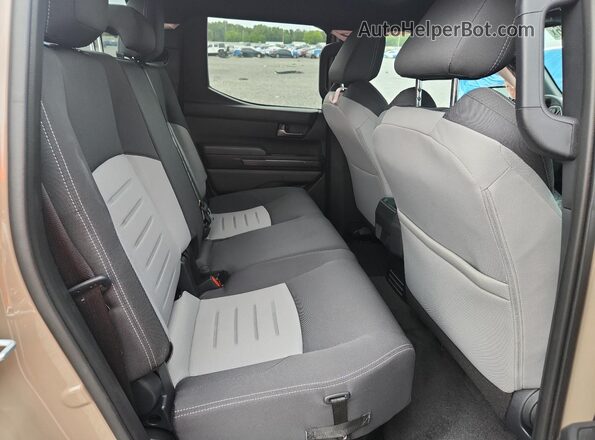 3TYKB5FN8TT032798 2026 TOYOTA TACOMA Tan Вид задніх сидінь