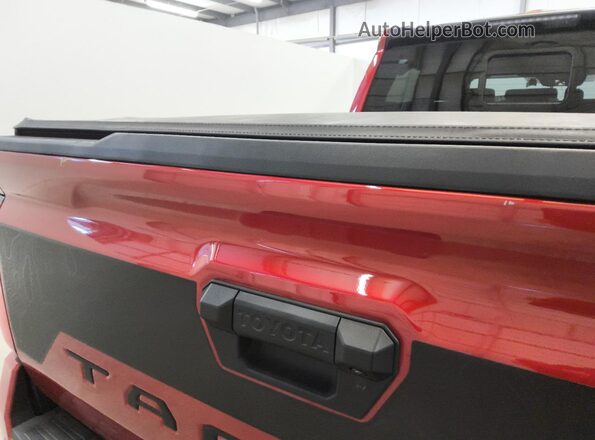 3TYKB5FN8TT036477 2026 TOYOTA TACOMA Red 