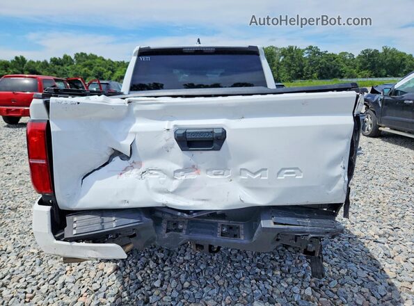 3TYKB5FNXRT001836 2024 TOYOTA TACOMA White Հետևի տեսք