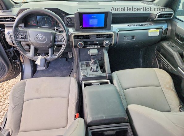 3TYKB5FNXST024815 2025 TOYOTA TACOMA Black Dashboard view
