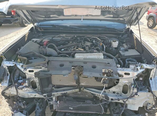 3TYKD5HN7RT007522 2024 TOYOTA TACOMA Silver Vista del compartimento del motor