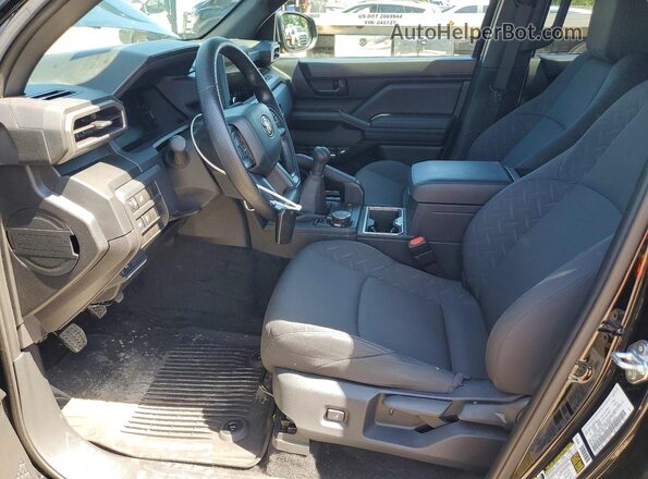 3TYKE5JN0ST066506 2025 TOYOTA TACOMA Черный Вид салона спереди