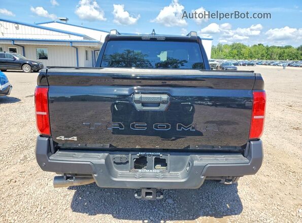 3TYKE5JN0ST066506 2025 TOYOTA TACOMA Черный Вид сзади