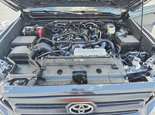 3TYLB5JN0TT118182 2026 TOYOTA TACOMA Black Widok wnętrza z tyłu