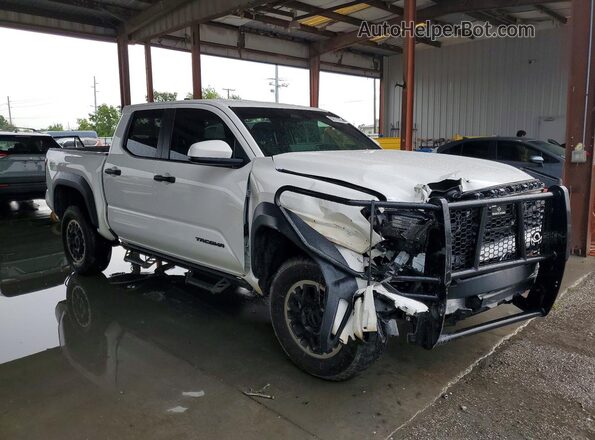 3TYLB5JN1RT013045 2024 TOYOTA TACOMA White Przód prawy