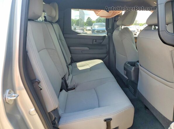 3TYLB5JN1RT057935 2024 TOYOTA TACOMA Silver Вид задніх сидінь