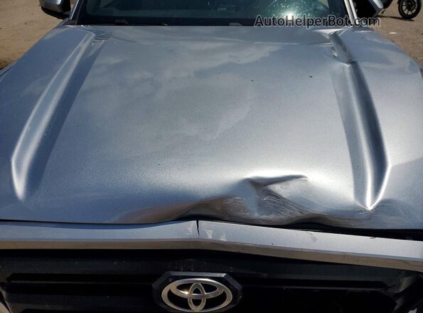 3TYLB5JN1RT057935 2024 TOYOTA TACOMA Silver Вид задньої частини салону