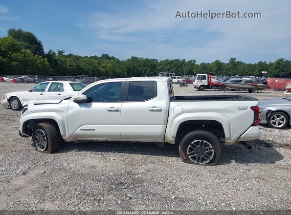 3TYLB5JN2TT109418 2026 TOYOTA TACOMA White სალონის 360-გრადუსიანი ხედი
