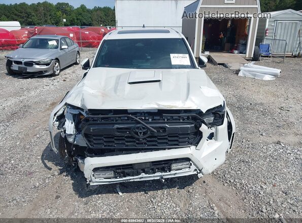 3TYLB5JN2TT109418 2026 TOYOTA TACOMA White ხელსაწყოთა პანელის ხედი