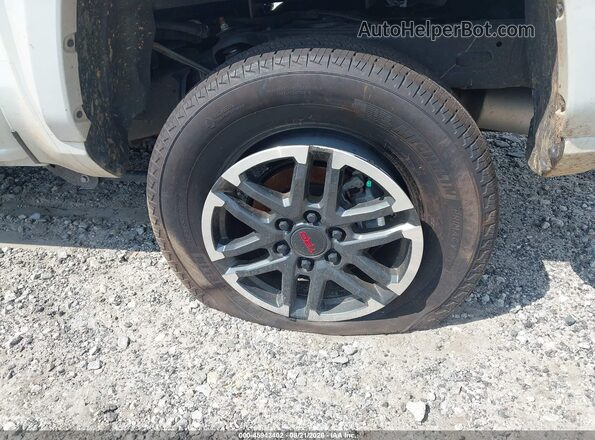 3TYLB5JN2TT109418 2026 TOYOTA TACOMA White 