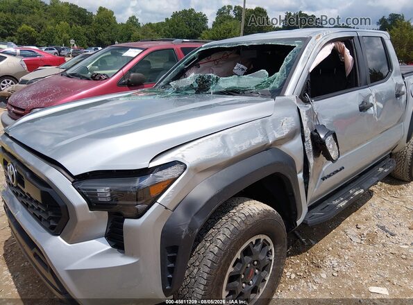 3TYLB5JN4RT041809 2024 TOYOTA TACOMA Silver Widok z przodu