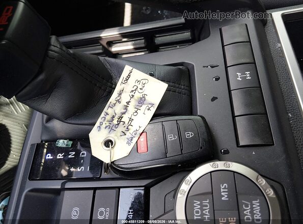 3TYLB5JN4RT041809 2024 TOYOTA TACOMA Silver Widok deski rozdzielczej