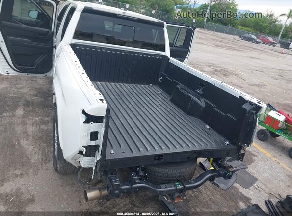 3TYLB5JN6RT021478 2024 TOYOTA TACOMA White წინა ხედი