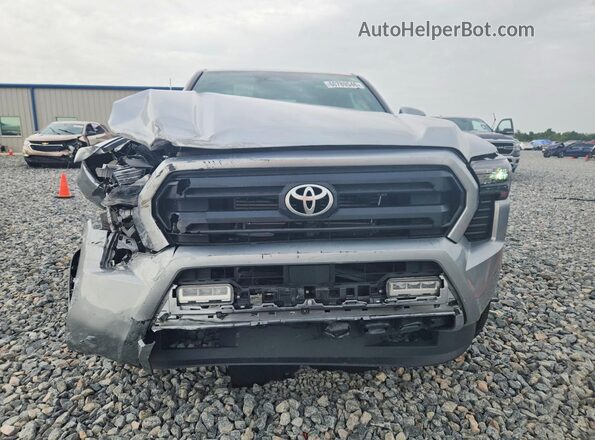 3TYLB5JN6RT059714 2024 TOYOTA TACOMA Серебряный Вид спереди