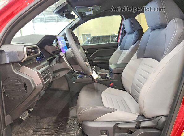 3TYLB5JN7TT113125 2026 TOYOTA TACOMA Red Вид салону спереду