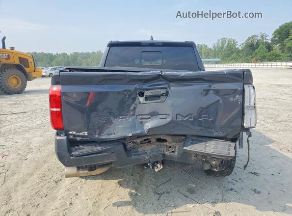 3TYLB5JN8ST063446 2025 TOYOTA TACOMA Charcoal Rear view