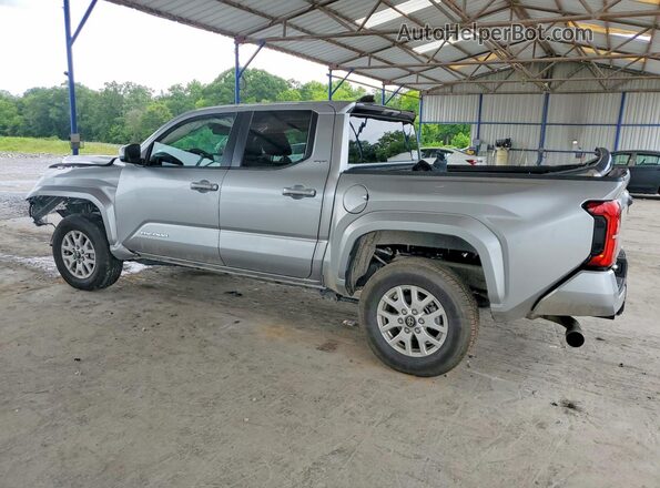 3TYLB5JN8ST106067 2025 TOYOTA TACOMA Silver Задня ліва чверть