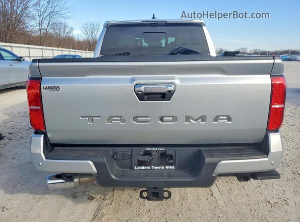 3TYLB5JN9ST063696 2025 TOYOTA TACOMA Silver უკანა ხედი