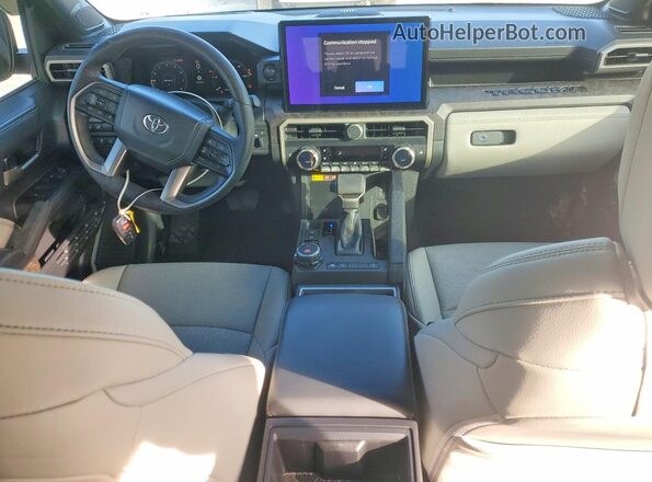 3TYLB5JN9ST063696 2025 TOYOTA TACOMA Silver წინა პანელის ხედი