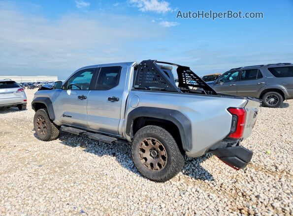 3TYLC5LN0ST036946 2025 TOYOTA TACOMA Silver Trasero izquierdo