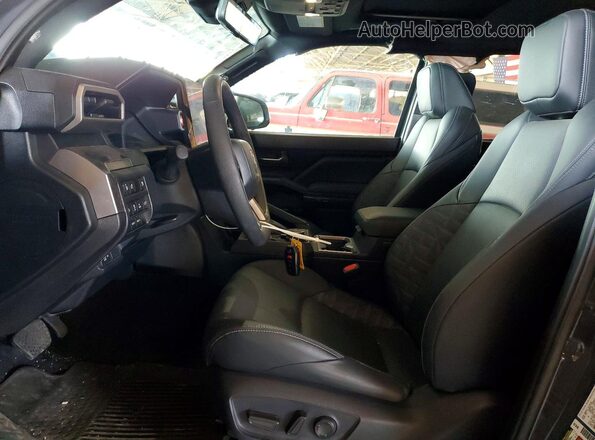 3TYLC5LN0ST047039 2025 TOYOTA TACOMA Charcoal Front interior view