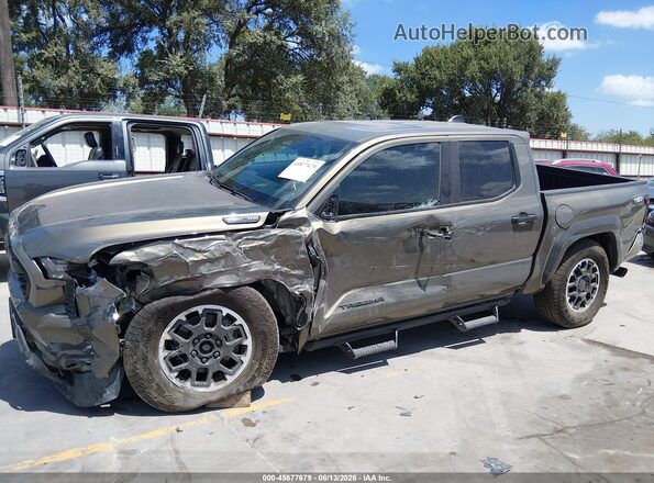 3TYLC5LN0TT059189 2026 TOYOTA TACOMA HYBRID Gold Front view
