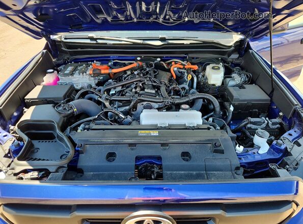 3TYLC5LN3ST033765 2025 TOYOTA TACOMA Blue Vista interior trasera