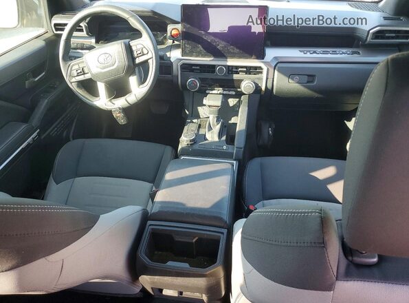 3TYLC5LN7RT013559 2024 TOYOTA TACOMA Silver წინა პანელის ხედი