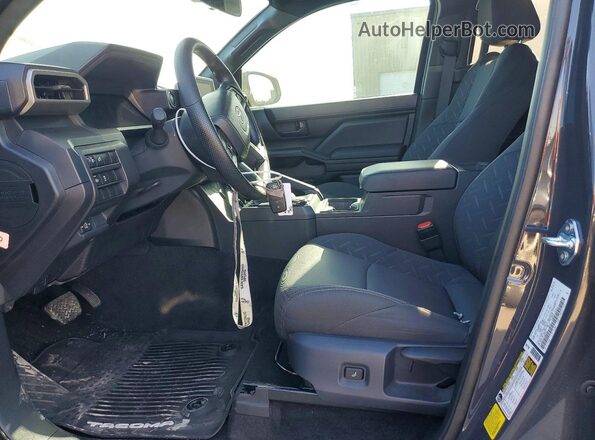 3TYLD5KN2TT025463 2026 TOYOTA TACOMA Gray Вид салону спереду