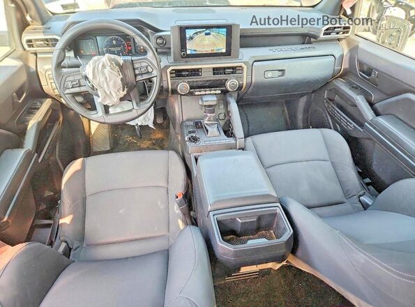 3TYLD5KN8RT005078 2024 TOYOTA TACOMA Черный Вид панели приборов