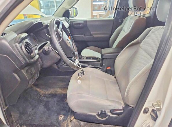 3TYRX5GN0MT008043 2021 TOYOTA TACOMA White Вид салону спереду