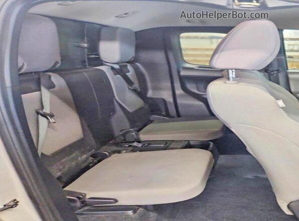 3TYRX5GN0MT008043 2021 TOYOTA TACOMA White Вид задніх сидінь
