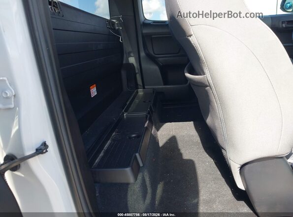 3TYRX5GN4NT054945 2022 TOYOTA TACOMA White VIN կոդի պիտակի տեսք
