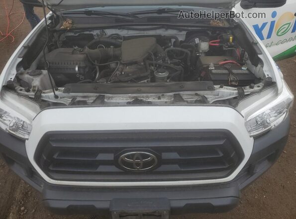 3TYRX5GN7MT016978 2021 TOYOTA TACOMA White Widok wnętrza z tyłu